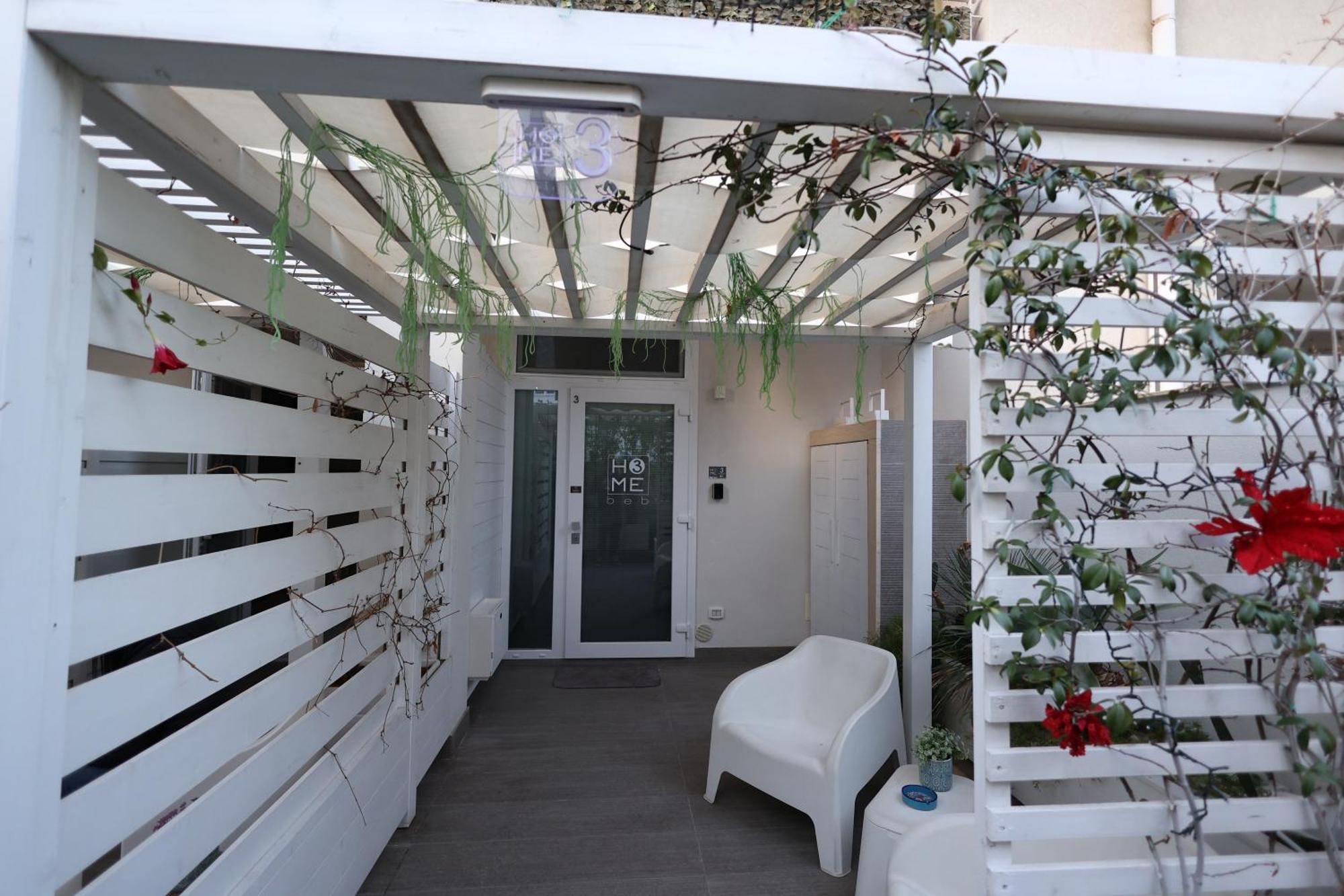 Home3 Bed Superior Room Bisceglie Dış mekan fotoğraf
